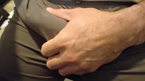 Snapshot of sparklenuts17 chatting on 01/13/25, 02:53 sparklenuts17 online show from 01/13/25, 02:53