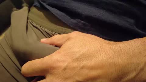 Snapshot of sparklenuts17 chatting on 02/17/25, 02:59 sparklenuts17 online show from 02/17/25, 02:59