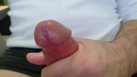 Snapshot of sparklenuts17 chatting on 02/17/26, 04:02 sparklenuts17 online show from 02/17/26, 04:02