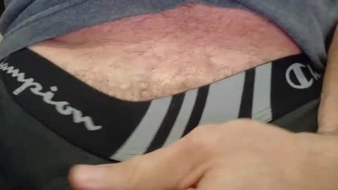 Snapshot of sparklenuts17 chatting on 02/18/26, 02:57 sparklenuts17 online show from 02/18/26, 02:57