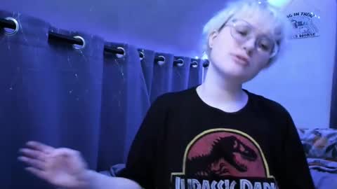 Atticus Pendragon online show from 11/13/25, 02:43