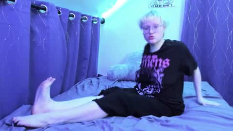 Atticus Pendragon online show from 11/14/25, 07:45