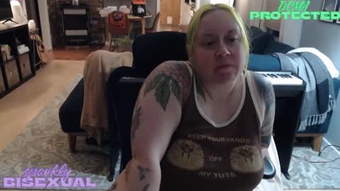 sparklybisexual online show from 11/19/25, 03:28