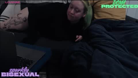 sparklybisexual online show from 12/14/25, 06:30