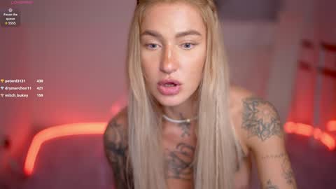 Snapshot of sparks__daisy chatting on 12/01/24, 07:36 DAISY online show from 12/01/24, 07:36