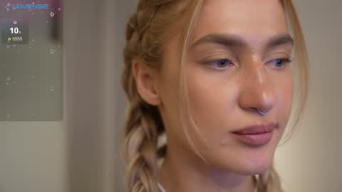 Snapshot of sparks__daisy chatting on 12/22/24, 07:21 DAISY online show from 12/22/24, 07:21