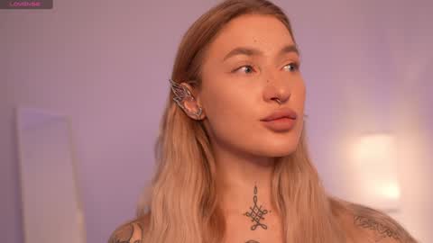 Snapshot of sparks__daisy chatting on 01/26/25, 10:45 DAISY online show from 01/26/25, 10:45