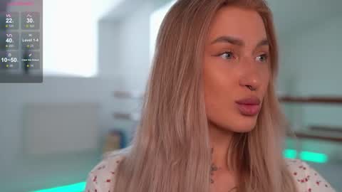 Snapshot of sparks__daisy chatting on 02/20/25, 09:33 DAISY online show from 02/20/25, 09:33