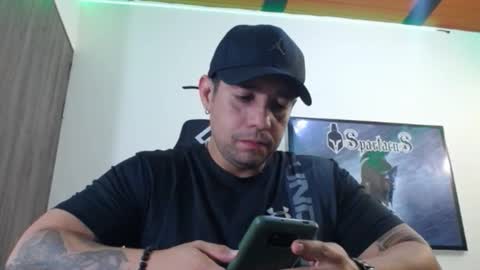     online show from 10/31/25, 05:52