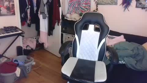 Snapshot of spawnofademon chatting on 02/18/25, 05:53 spawnofademon online show from 02/18/25, 05:53