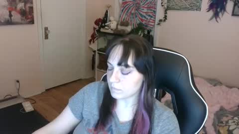 Snapshot of spawnofademon chatting on 03/08/25, 04:45 spawnofademon online show from 03/08/25, 04:45