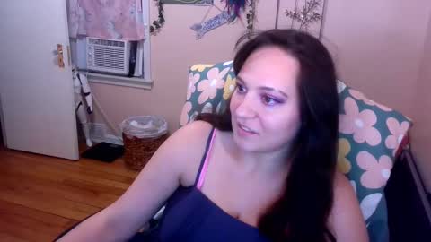 Snapshot of spawnofademon chatting on 09/18/25, 04:36 spawnofademon online show from 09/18/25, 04:36