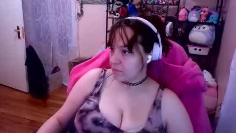 Snapshot of spawnofademon chatting on 05/01/26, 10:42 spawnofademon online show from 05/01/26, 10:42