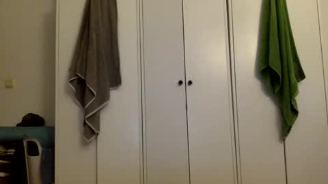 Snapshot of spaziodrumon chatting on 12/01/25, 12:04 spaziodrumon online show from 12/01/25, 12:04