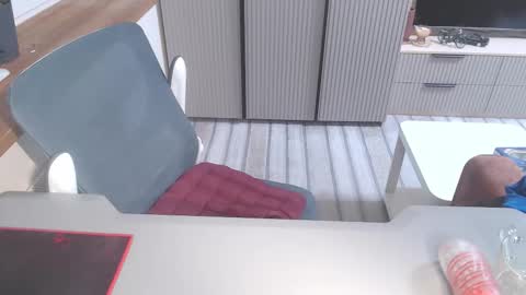 Snapshot of spb78 chatting on 02/11/26, 06:46 Art online show from 02/11/26, 06:46