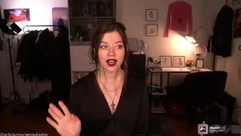 m online show from 05/08/26, 11:32