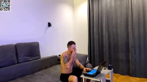 Alex online show from 11/12/25, 09:03