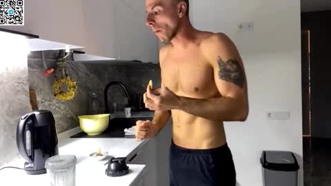 Alex online show from 12/03/25, 09:57