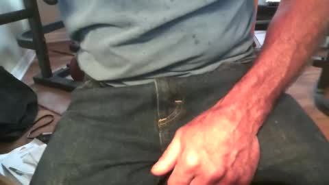 Snapshot of speedster427 chatting on 03/05/25, 10:32 speedster427 online show from 03/05/25, 10:32