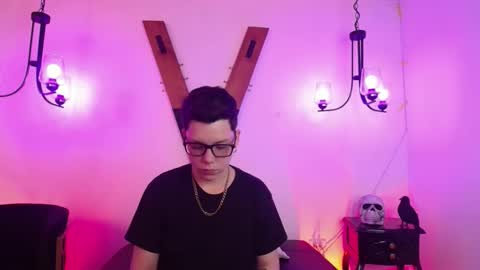 spencerm_ online show from 11/24/25, 08:08