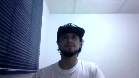 Snapshot of sperm_donor94 chatting on 04/04/26, 04:00 sperm_donor94 online show from 04/04/26, 04:00