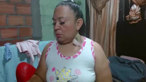 Snapshot of sphiaandmarc chatting on 01/26/25, 07:53 sphiaandmarc online show from 01/26/25, 07:53