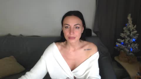 Carla online show from 12/13/25, 07:53