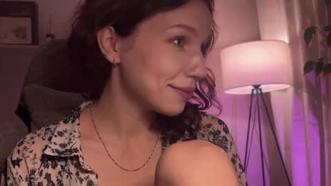 Snapshot of spicy___caramel chatting on 10/05/25, 04:49 spicy___caramel online show from 10/05/25, 04:49