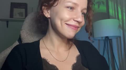 Snapshot of spicy___caramel chatting on 11/02/25, 05:04 spicy___caramel online show from 11/02/25, 05:04