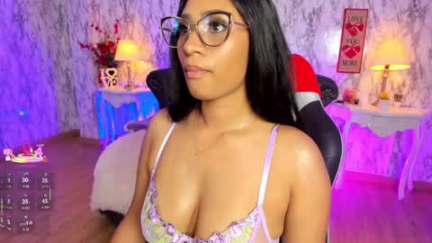 Amelia      GTM-5 817       IG Spicychoco am online show from 02/19/25, 08:10