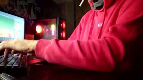 Snapshot of spicyfox420 chatting on 10/09/25, 04:16 SpicyFox420 online show from 10/09/25, 04:16