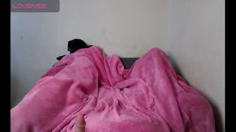 Snapshot of spicynice420 chatting on 09/10/25, 12:27 spicynice420 online show from 09/10/25, 12:27