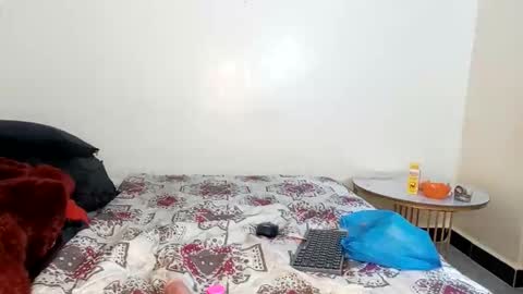 Snapshot of spicyshante chatting on 09/25/25, 12:20 Shante online show from 09/25/25, 12:20