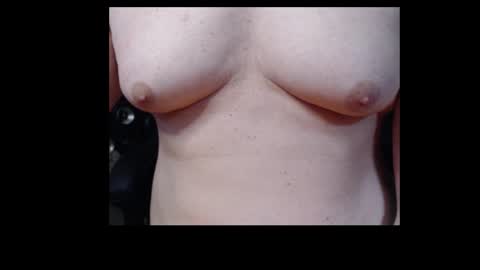 Snapshot of spider19752020 chatting on 03/04/26, 04:13 bri and mags fun room online show from 03/04/26, 04:13