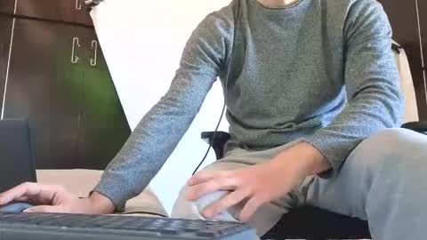 Marco. When Im offline you can view premium content in bio online show from 10/28/25, 09:46