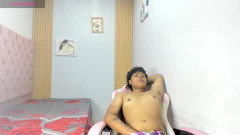 spiderdann_01 online show from 03/17/26, 01:43