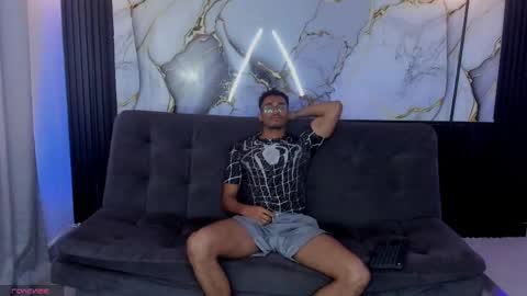 Spider boy online show from 05/03/26, 07:31