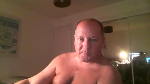 Snapshot of spidey1051a chatting on 02/17/25, 06:48 spidey1051a online show from 02/17/25, 06:48