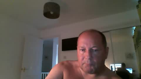 Snapshot of spidey1051a chatting on 10/11/25, 08:13 spidey1051a online show from 10/11/25, 08:13