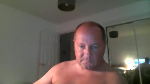 Snapshot of spidey1051a chatting on 10/21/25, 10:49 spidey1051a online show from 10/21/25, 10:49