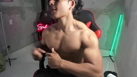 Snapshot of spideychill chatting on 04/17/26, 03:42 spideychill online show from 04/17/26, 03:42
