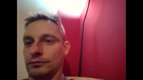 Snapshot of spike21fantasti978506 chatting on 12/14/25, 03:28 spike21fantasti978506 online show from 12/14/25, 03:28