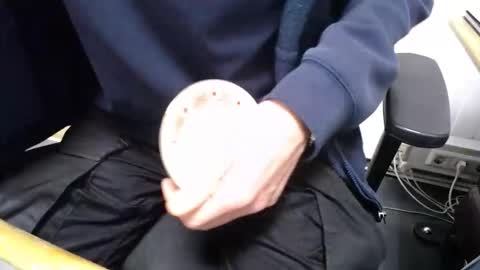 Snapshot of spiritmx6 chatting on 12/16/25, 03:39 spiritmx6 online show from 12/16/25, 03:39