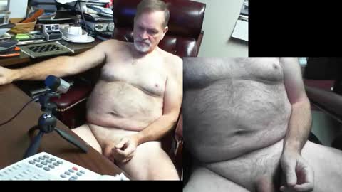 Snapshot of spitfire1964 chatting on 01/28/25, 08:58 Spitfire online show from 01/28/25, 08:58