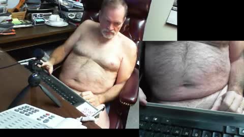 Snapshot of spitfire1964 chatting on 02/24/25, 11:19 Spitfire online show from 02/24/25, 11:19