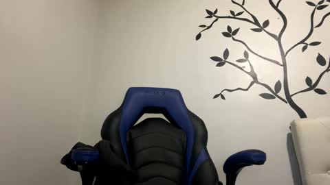 Twitter Toxiceli2 online show from 12/25/24, 02:14