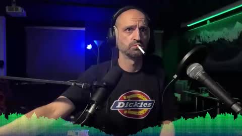 Snapshot of splivke chatting on 10/09/25, 03:26 Splivke online show from 10/09/25, 03:26