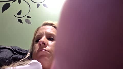 Snapshot of spnk6me9 chatting on 01/08/26, 10:01 spnk6me9 online show from 01/08/26, 10:01