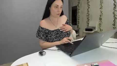 Snapshot of spoiled_lilit chatting on 06/23/26, 09:13 Lilith online show from 06/23/26, 09:13