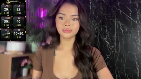 Snapshot of spoileme_babexx chatting on 04/18/26, 01:20 CALL ME RAINE online show from 04/18/26, 01:20